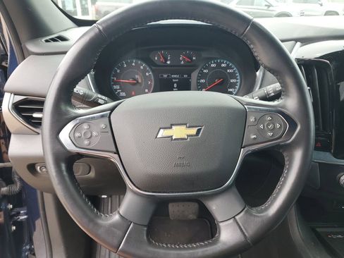 Used 2022 Chevrolet Traverse LT w/ LPO, Cargo Package FWD image 19