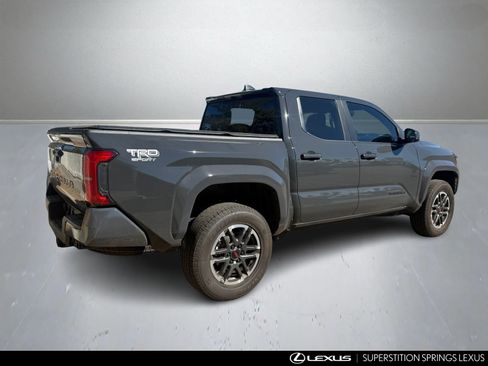 Used 2026 Toyota Tacoma TRD Sport image 3