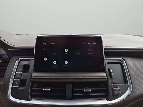 Used 2022 GMC Yukon XL SLT w/ SLT Premium Package image 38