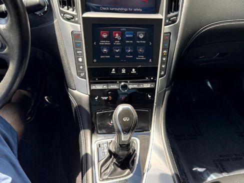 Used 2017 INFINITI Q60 2.0t w/ Premium Plus Package 2.0T image 26
