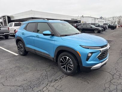 Used 2025 Chevrolet TrailBlazer LT w/ LT Cold Weather Package