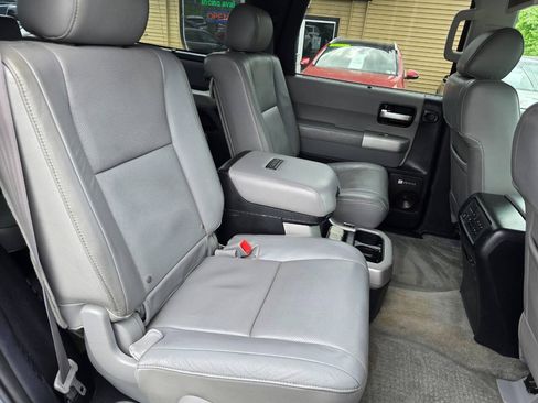 Used 2008 Toyota Sequoia Platinum w/ Cold Area Pkg AWD/4WD image 35