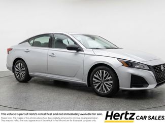 Used 2025 Nissan Altima 2.5 SV video 1