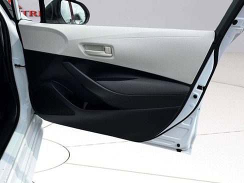 Used 2023 Toyota Corolla LE FWD image 52