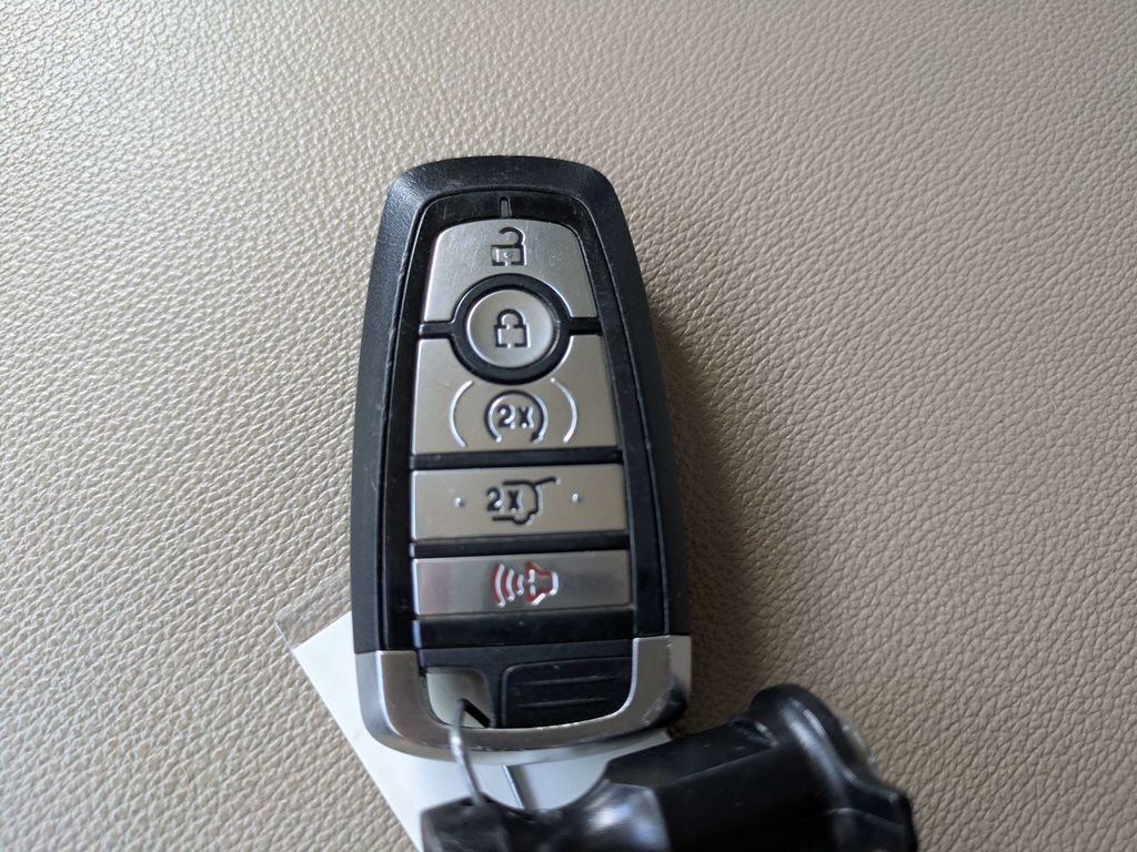 Used 2022 Ford Expedition Limited RWD image 35
