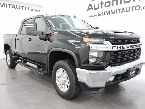 Used 2020 Chevrolet Silverado 2500 LT w/ All Star Edition AWD/4WD image 2