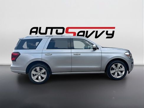Used 2023 Ford Expedition Platinum RWD image 8