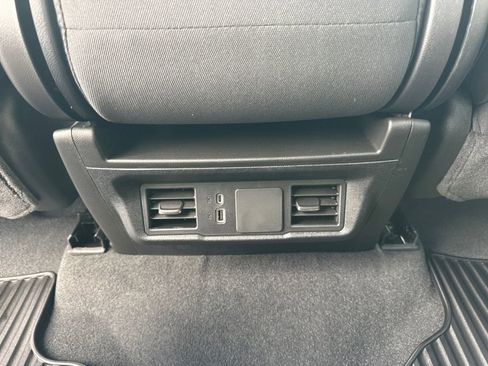 Used 2025 Chevrolet Silverado 1500 Custom image 25