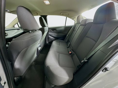 Used 2024 Toyota Corolla LE image 27