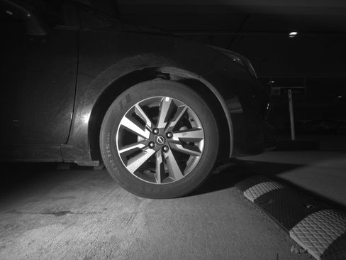 Used 2025 Nissan Versa SV image 13