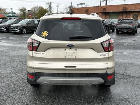 Used 2017 Ford Escape Titanium image 7