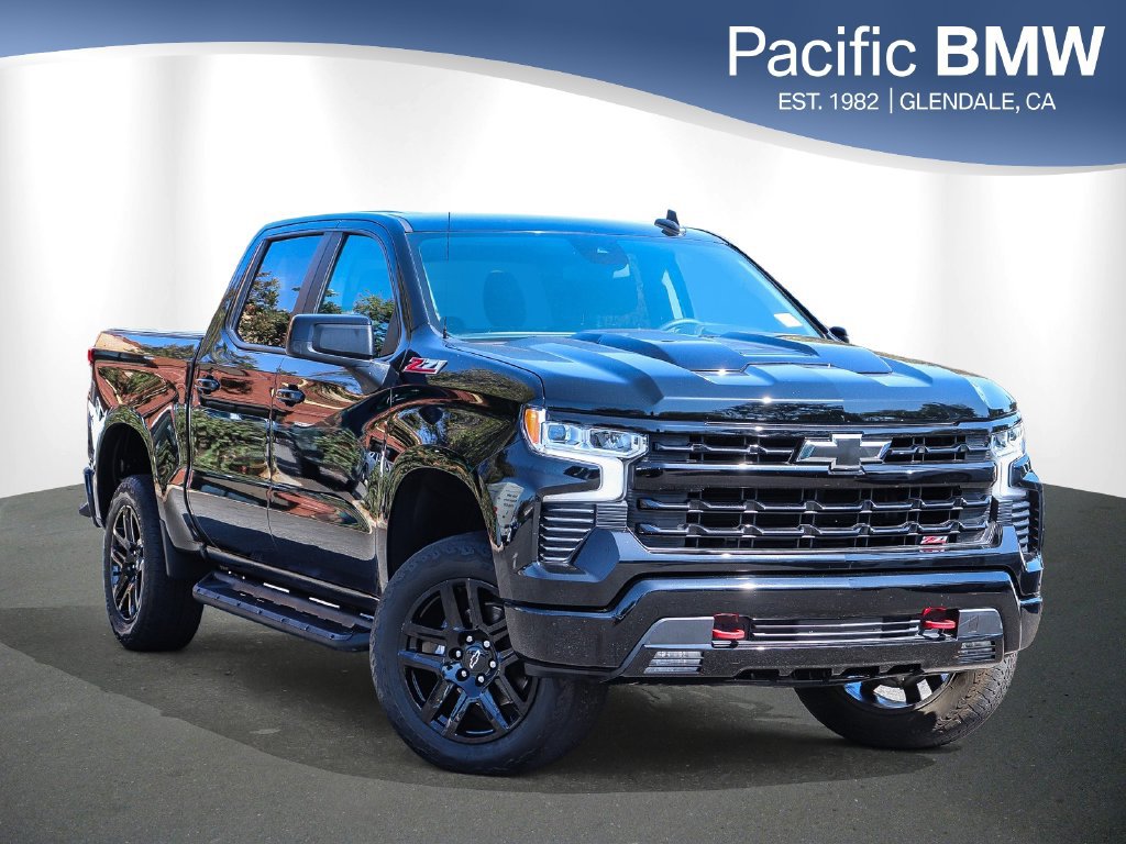 Used 2024 Chevrolet Silverado 1500 LT Trail Boss AWD/4WD image 1