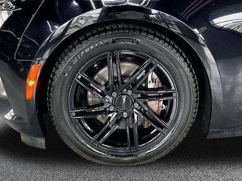 Used 2018 Chevrolet Camaro SS image 34