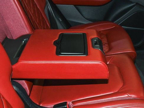 Used 2024 Audi SQ8 Premium Plus w/ Black Optic Package image 57