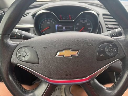 Used 2018 Chevrolet Impala LT FWD image 21