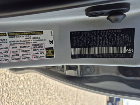 Used 2024 Toyota Corolla LE FWD image 27