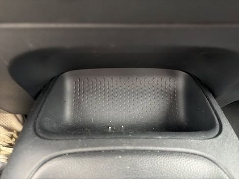 Used 2024 Toyota Corolla LE image 24