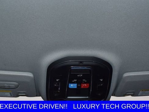 Used 2023 Jeep Grand Cherokee L Limited w/ Luxury Tech Group II AWD/4WD image 36