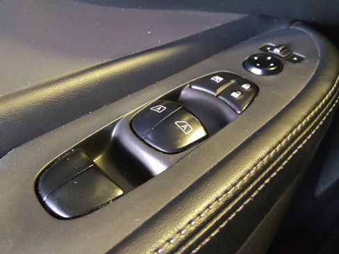 Used 2020 Nissan Murano SV AWD/4WD image 27
