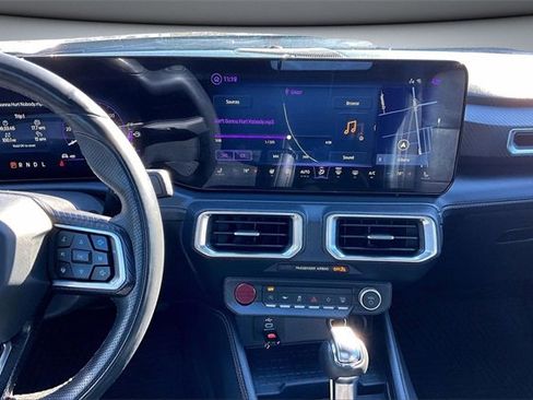 Used 2024 Ford Mustang Premium image 9