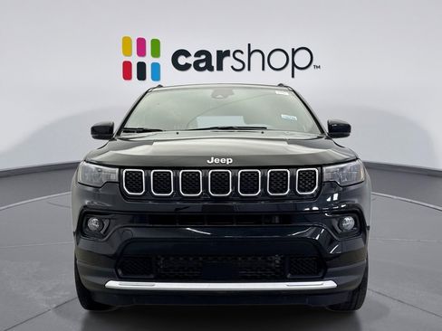 Used 2024 Jeep Compass Limited image 8