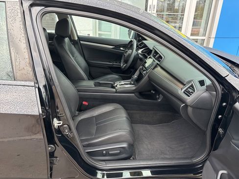 Used 2017 Honda Civic Touring image 27
