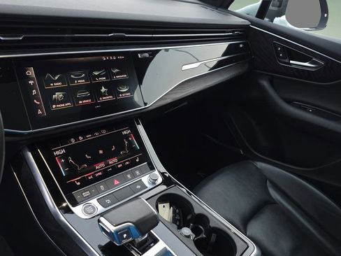 Used 2021 Audi Q7 2.0T Premium Plus image 26