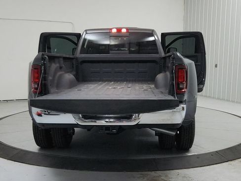 New 2026 RAM 3500 Tradesman AWD/4WD image 14
