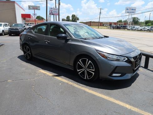 Used 2022 Nissan Sentra SR FWD image 3