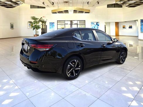 New 2025 Nissan Sentra SV image 4