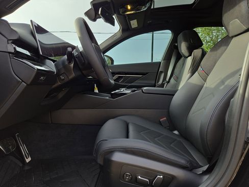 New 2026 BMW 530i xDrive 530i xDrive w/ M Sport Package image 16