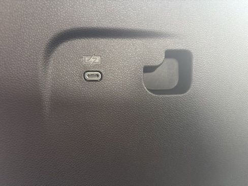 New 2026 Chevrolet Traverse LT image 15