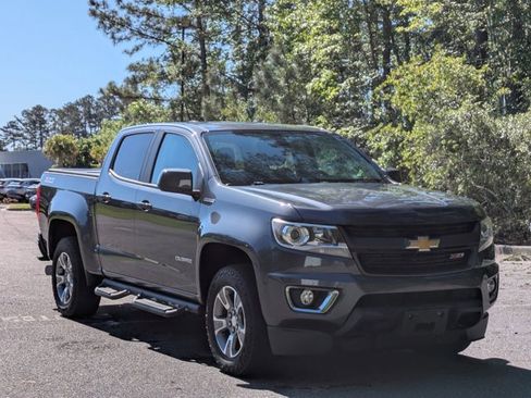 Used 2016 Chevrolet Colorado Z71 AWD/4WD image 3