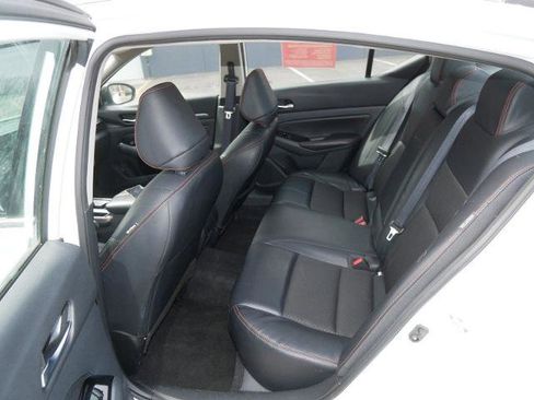 Certified 2023 Nissan Altima 2.5 SR FWD image 11