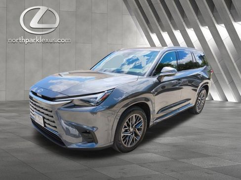 Used 2025 Lexus TX 350 FWD w/ Technology Package image 3