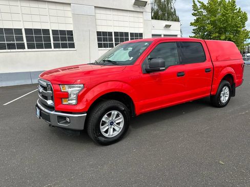 Used 2015 Ford F150 XLT AWD/4WD image 2