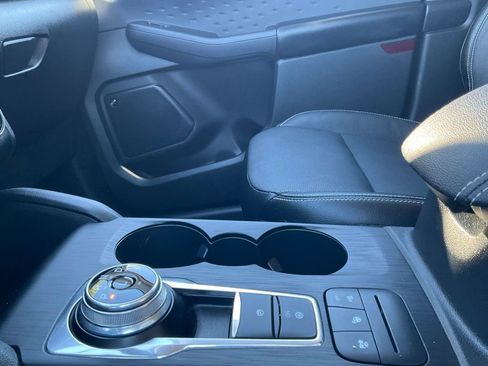 Used 2020 Ford Escape Titanium image 60