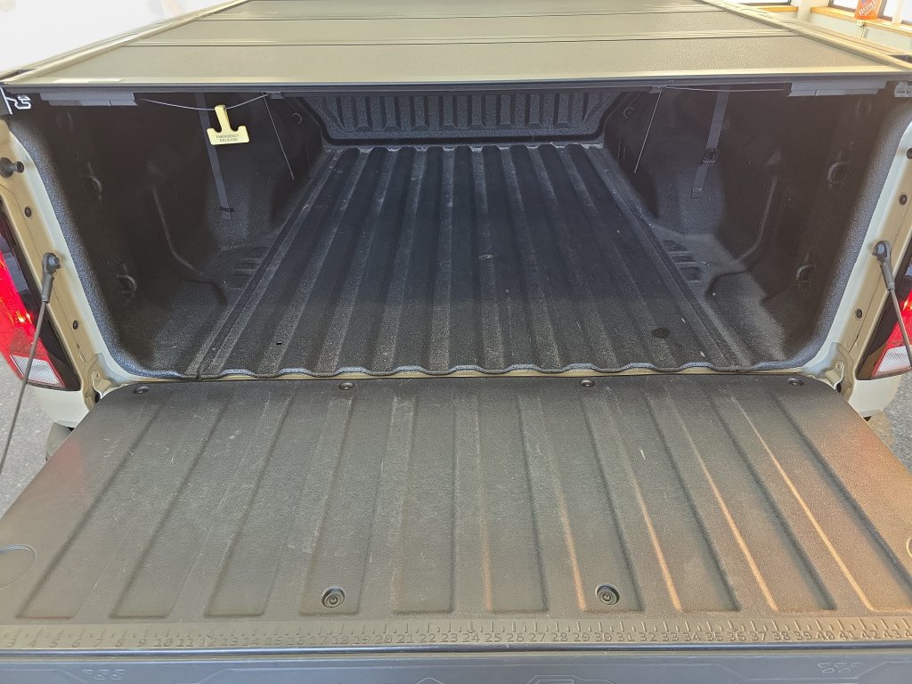 Used 2024 Chevrolet Colorado Trail Boss w/ Advanced Trailering Package AWD/4WD image 10