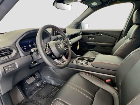New 2026 Honda Pilot TrailSport image 11