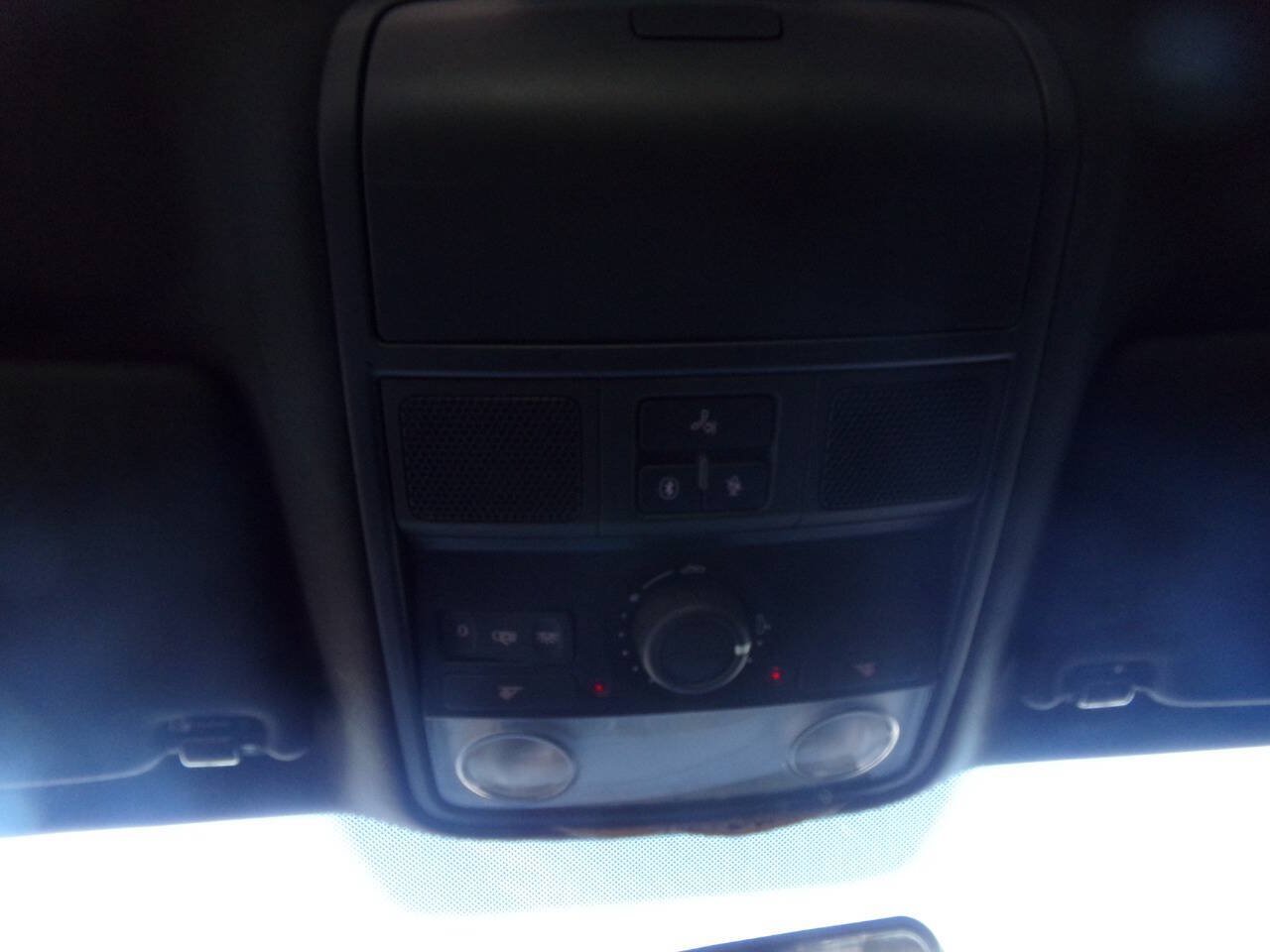 Used 2013 Volkswagen GTI 4-Door FWD image 37