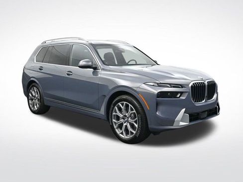 New 2026 BMW X7 xDrive40i image 2