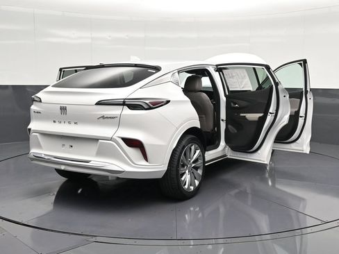 Used 2024 Buick Envista Avenir FWD image 29