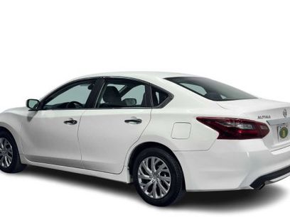 Used 2018 Nissan Altima 2.5 S w/ S Convenience Package