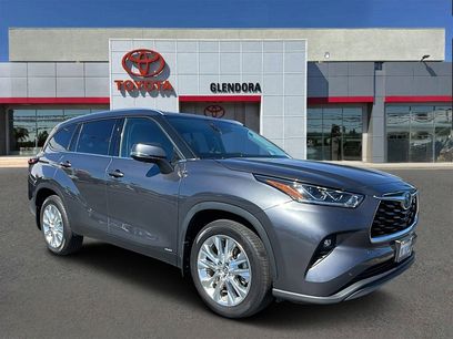 Used 2024 Toyota Highlander Limited