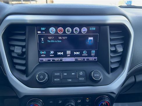 Used 2019 GMC Acadia SLT image 25