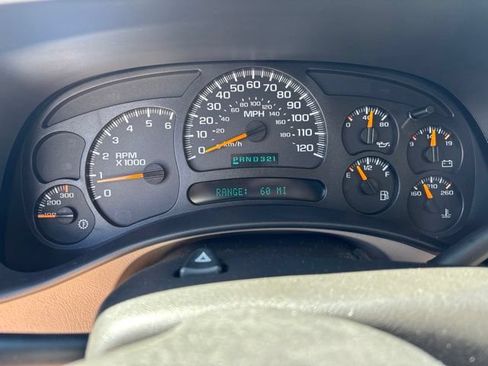 Used 2003 Chevrolet Suburban 2500 LT w/ LT Preferred Equipment Group AWD/4WD image 14