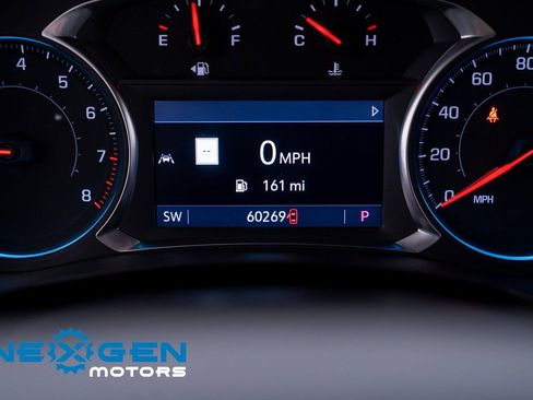 Used 2023 Chevrolet Traverse RS w/ LPO, Floor Liner Package AWD/4WD image 9