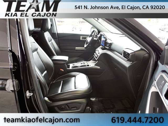 Used 2023 Ford Explorer XLT w/ Equipment Group 202A AWD/4WD image 13