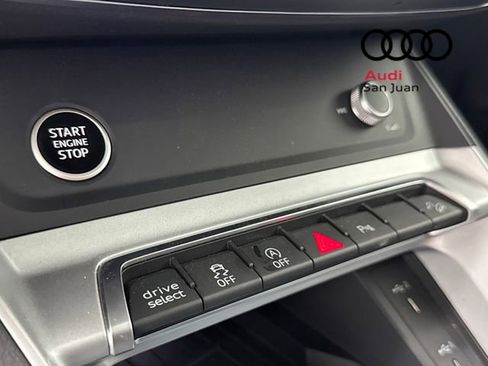 Used 2025 Audi Q3 2.0T Premium w/ Convenience Package image 38