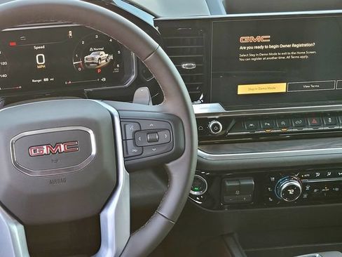 New 2026 GMC Canyon AT4 AWD/4WD image 14